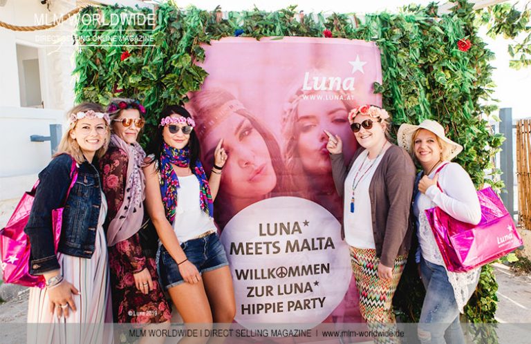 Schmuckvertrieb LUNA feiert »Hippie-Party« in Malta