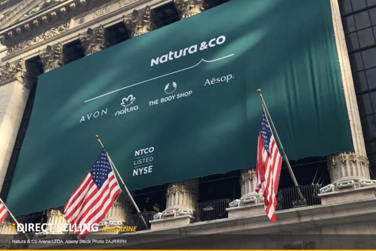Natura & Co prüft separate Börsennotierung von Avon